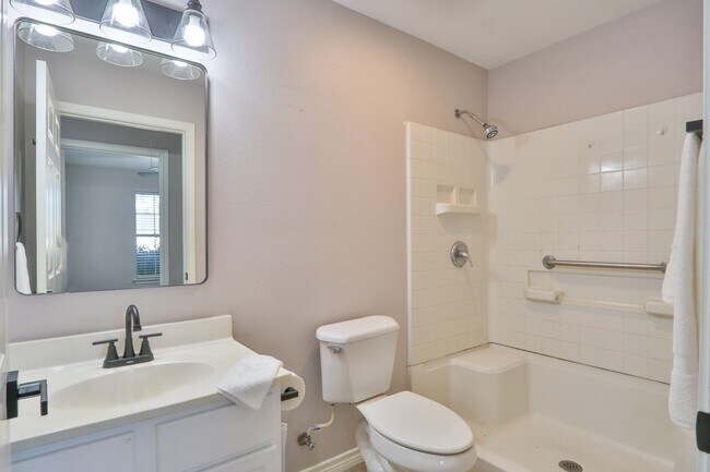 Building Photo - 4002 Avenue N 1/2