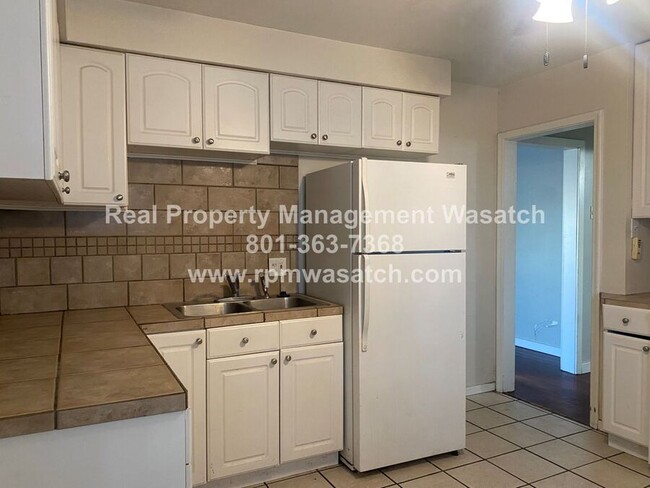 Building Photo - $500 Off Move In Special on This Spacious ...