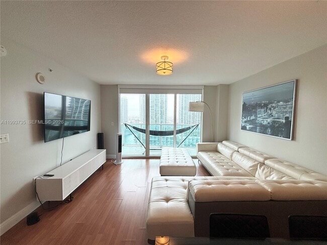 Building Photo - 31 SE 5th St