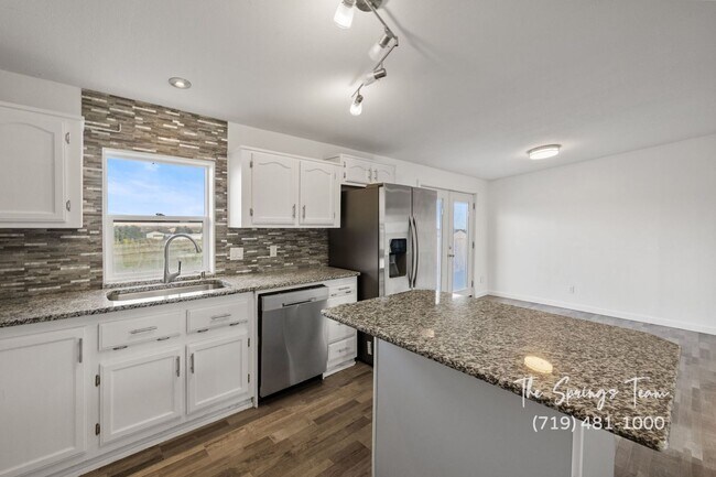 Building Photo - MODERN UPGRADES AND RURAL LIVING IN PEYTON - Security Deposit Waiver Available