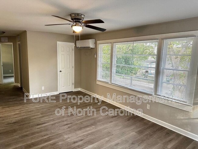 Building Photo - 102 Booker Ave