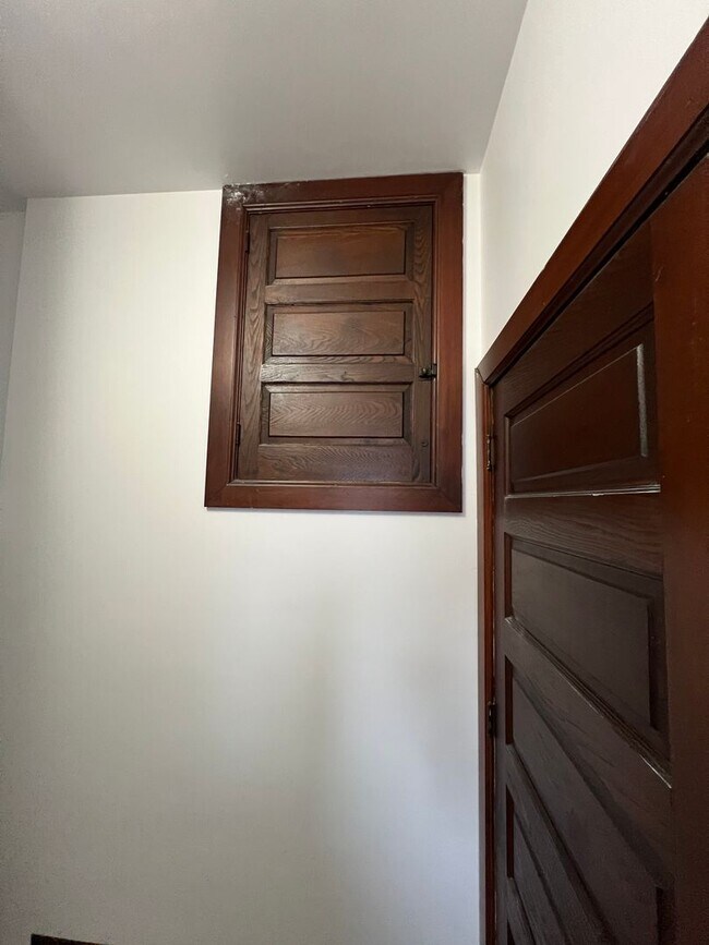 Building Photo - 815 Madison Ave