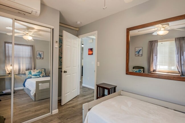 Building Photo - Villas at Kenolio Furnished Two Bedroom Tw...