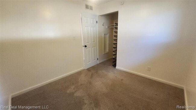 Building Photo - 6555 Manson Dr