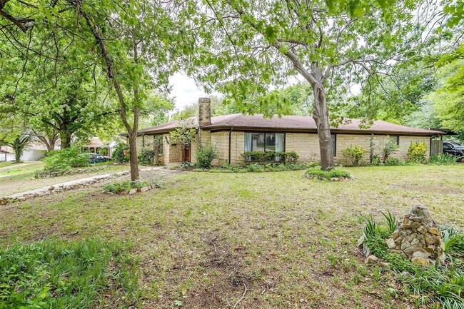 Building Photo - 8328 Tucson Trl