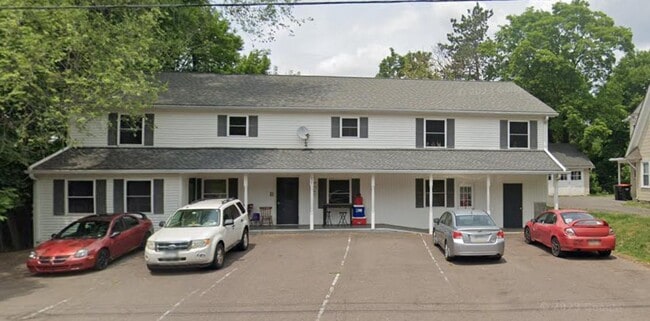 Building Photo - 825 Lightstreet Road