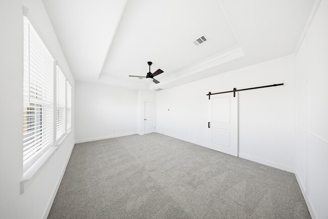 Building Photo - 7930 Palm Glade Dr