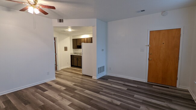 Living room - 1641 Lucia Ave