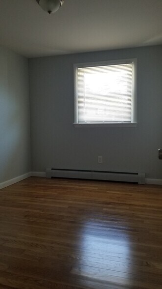 Building Photo - 75 Buckwheat Ave