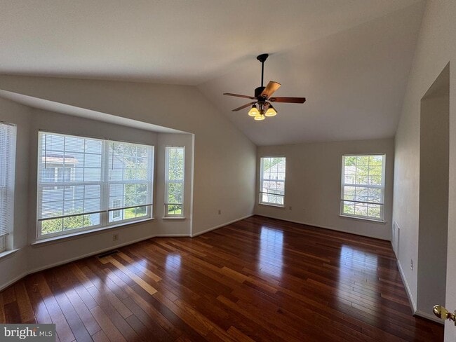 Building Photo - 1041 Greenes Way Cir