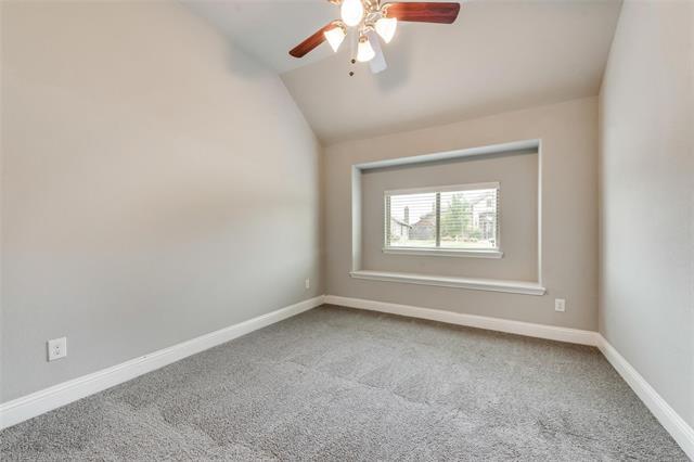 Building Photo - 698 Harper Dr