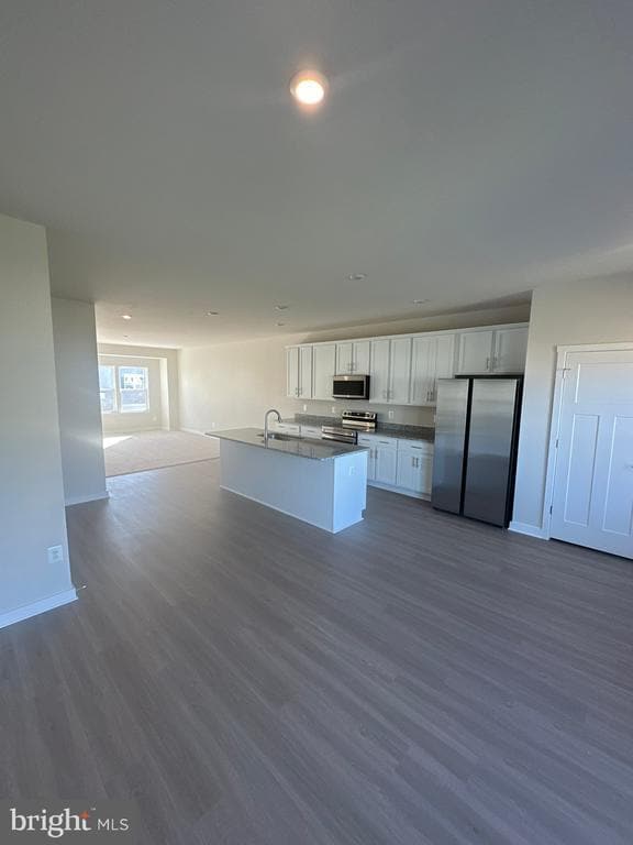 Building Photo - 29 Trotting Rd