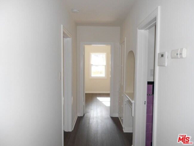 Building Photo - 9139 W 25th St