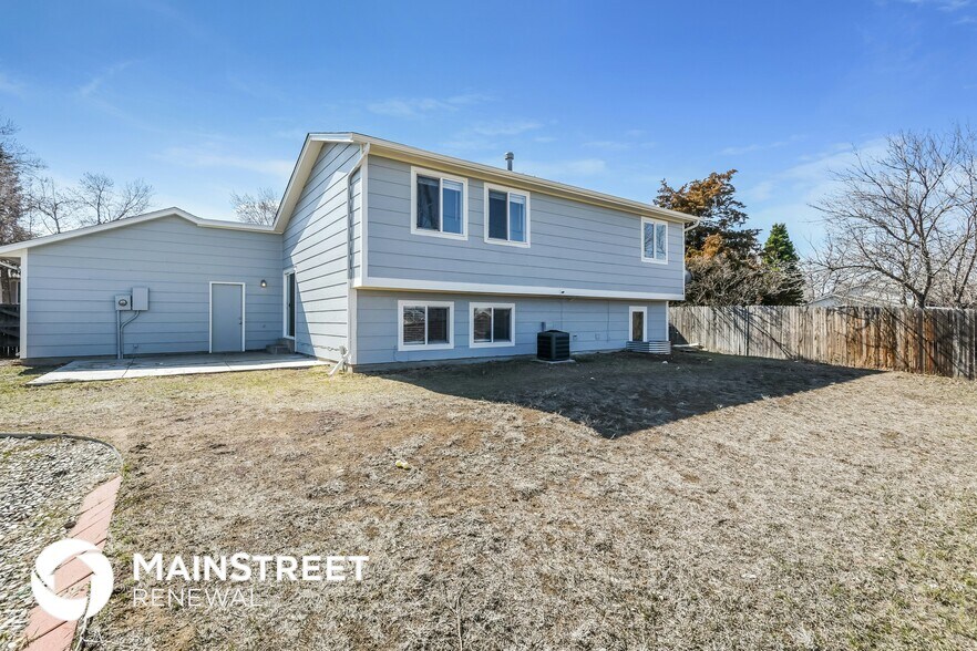 Building Photo - 18237 E Atlantic Dr