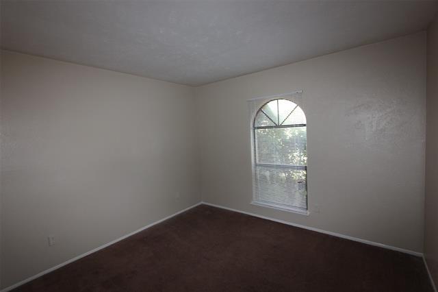 Building Photo - 110 W Way Dr