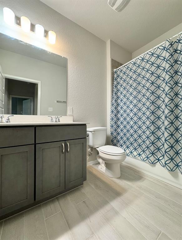 Building Photo - 204 Tillage Rd