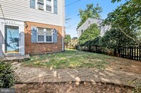 Building Photo - 5838 Fifer Dr