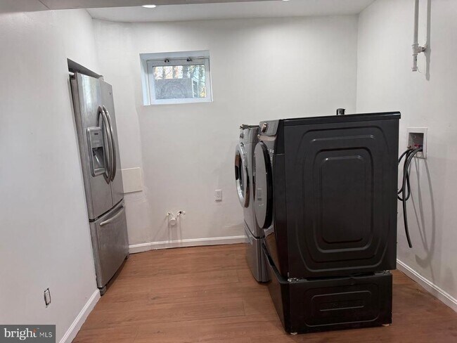 Building Photo - 4402 Sellman Rd