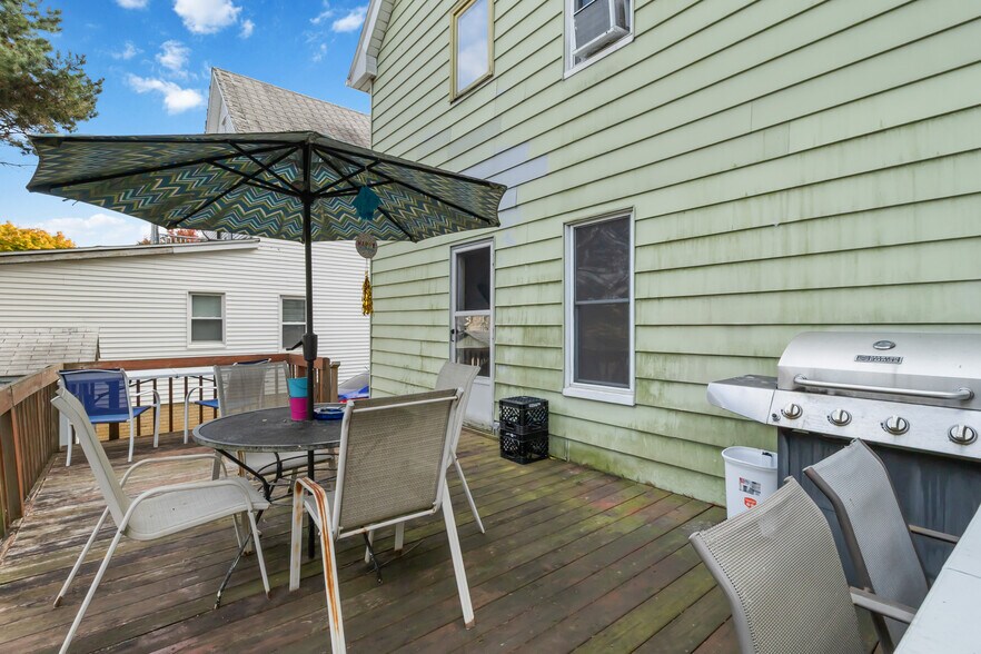 Building Photo - 2704 Natchez Ave