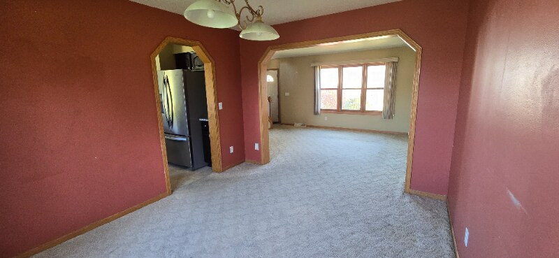 Building Photo - N6188 Shadybrook Ln