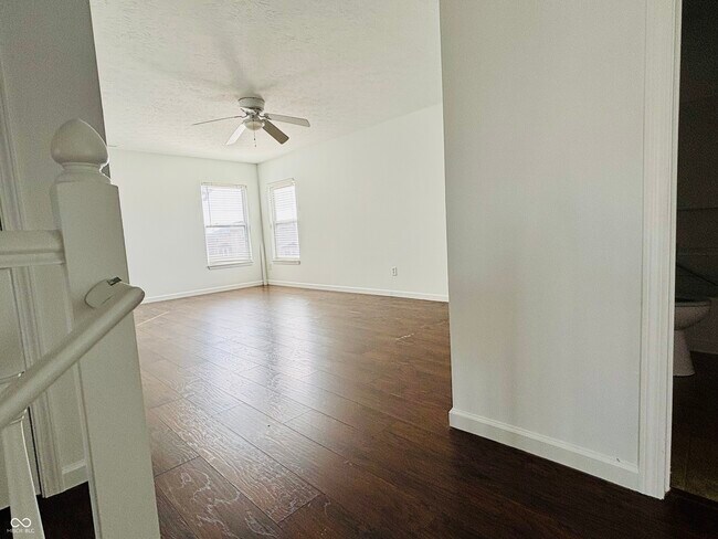 Building Photo - 12655 Braddock Ln