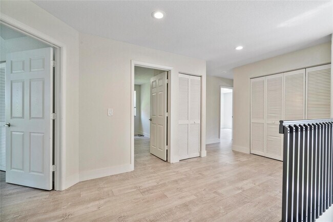 Building Photo - 7701 NW 61st Terrace