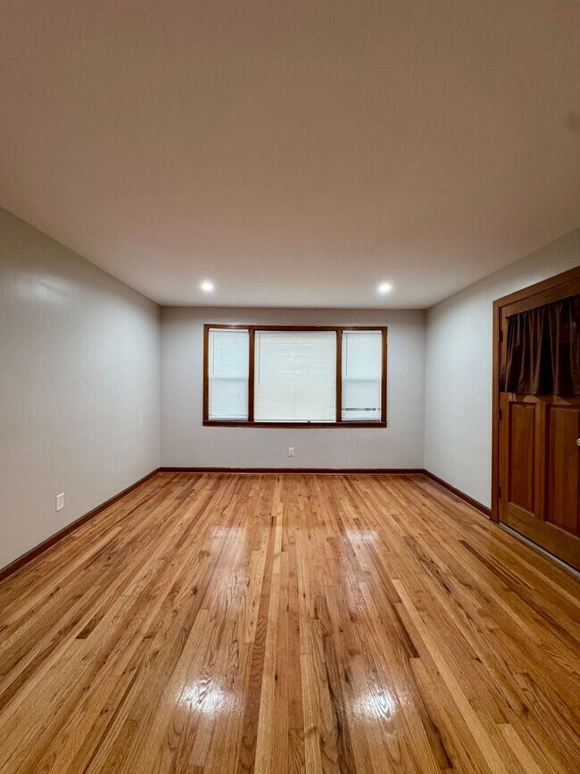 Building Photo - 2720 Hazel St