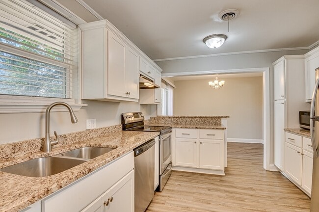 Building Photo - 3423 Cannongate Dr