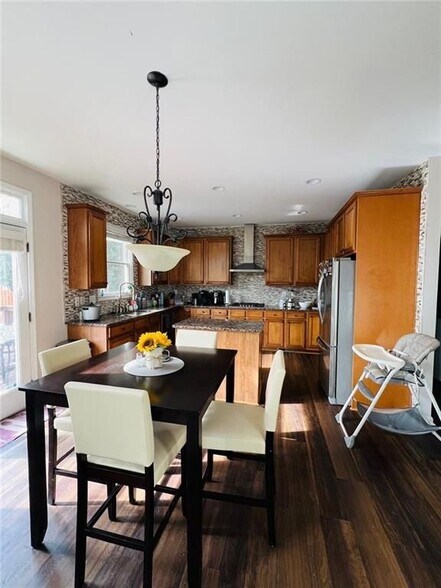 Building Photo - 7437 Fireside Ln