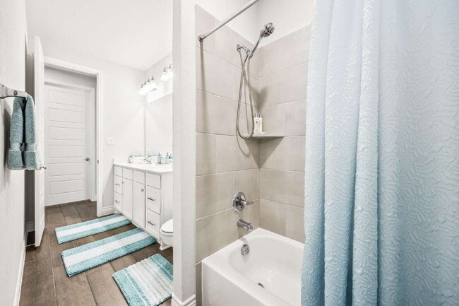 Building Photo - Comfort Living-Furnished-Corporate House