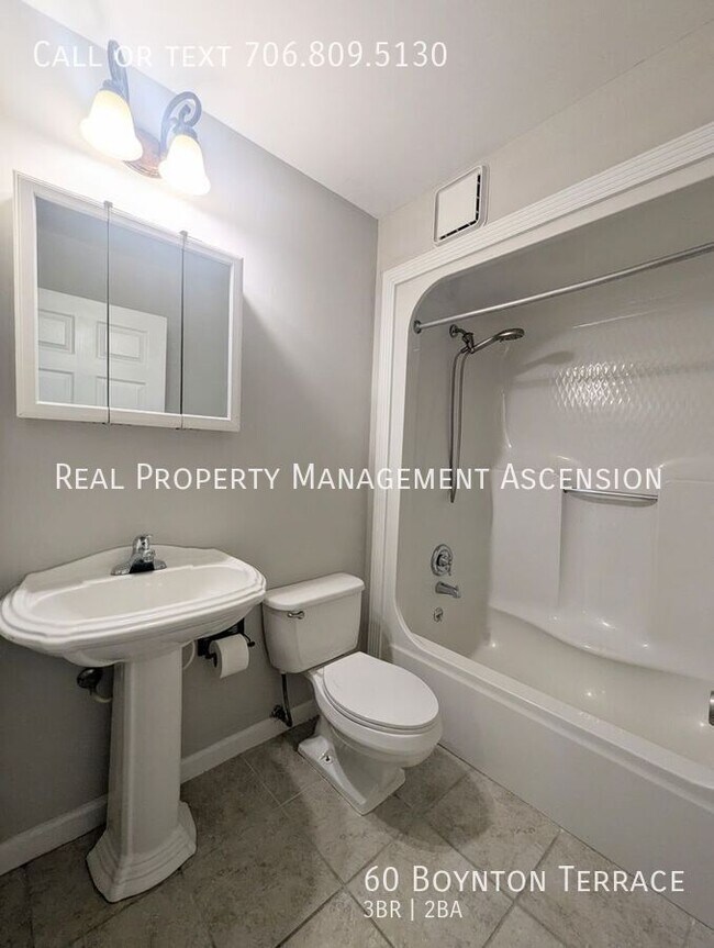 Building Photo - 60 Boynton Terrace