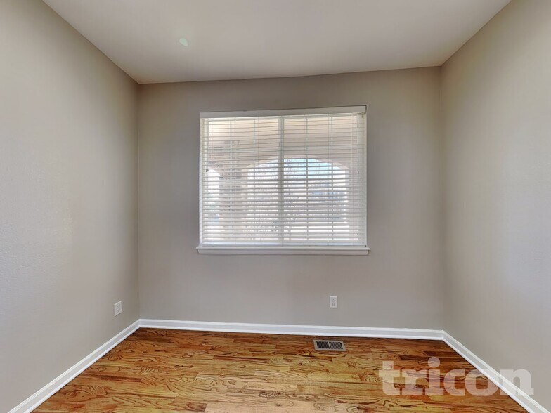 Building Photo - 24881 E Euclid Pl