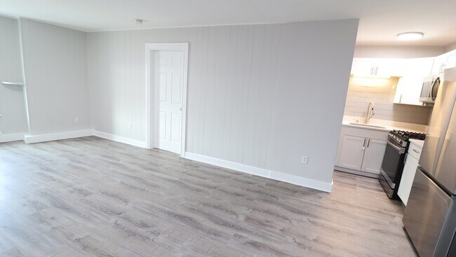 Building Photo - 7 High St