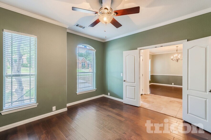 Building Photo - 8698 Fisher Dr