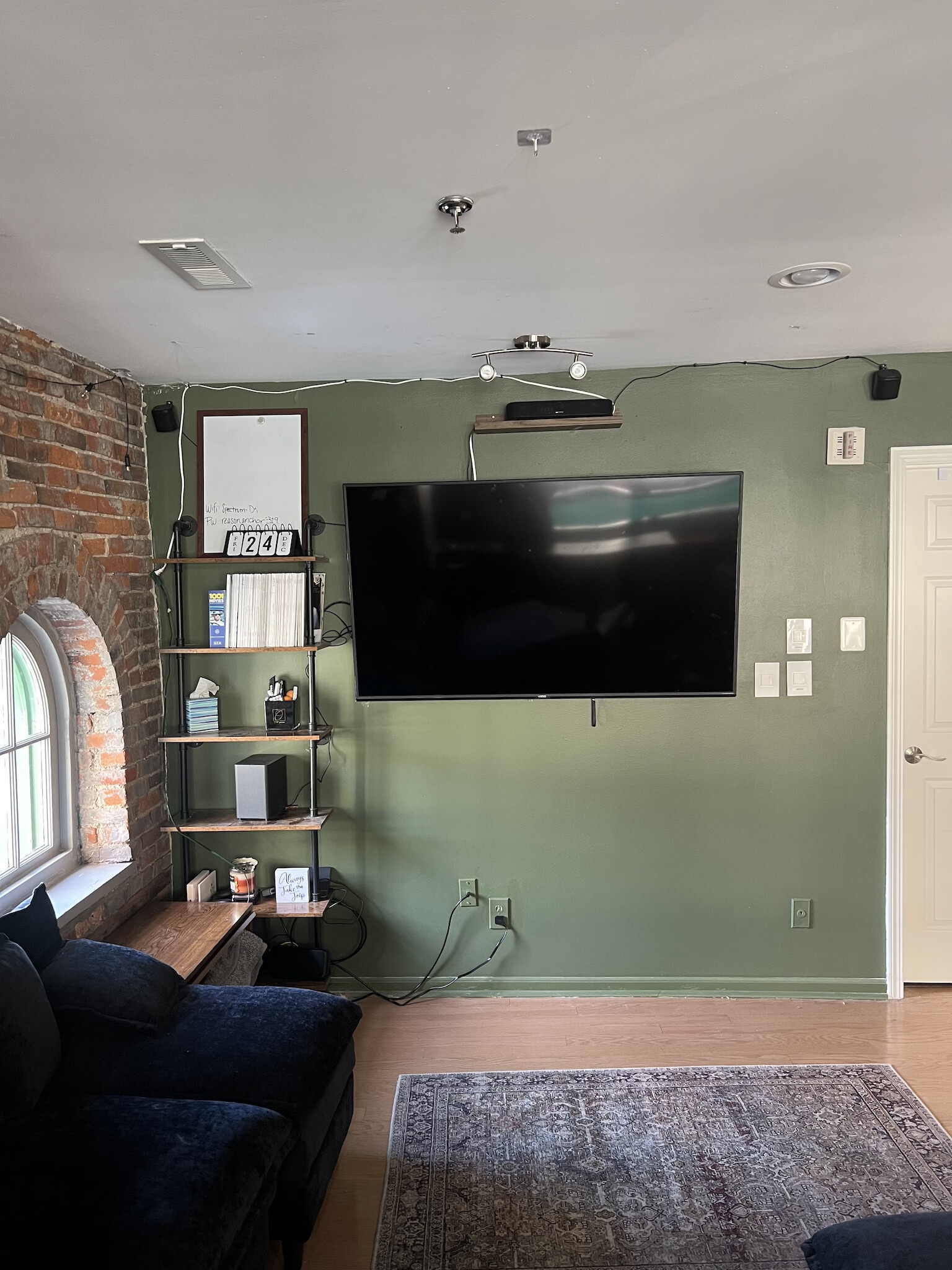 Building Photo - 51 W Blenkner St