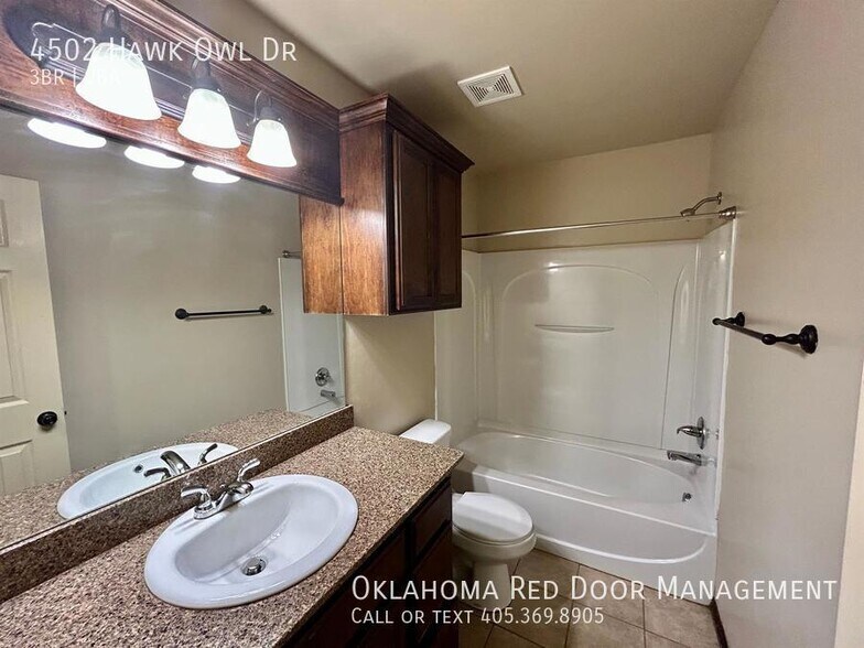 Building Photo - 4502 Hawk Owl Dr