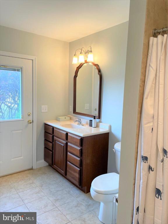 Building Photo - 226 Bentons Pleasure Rd