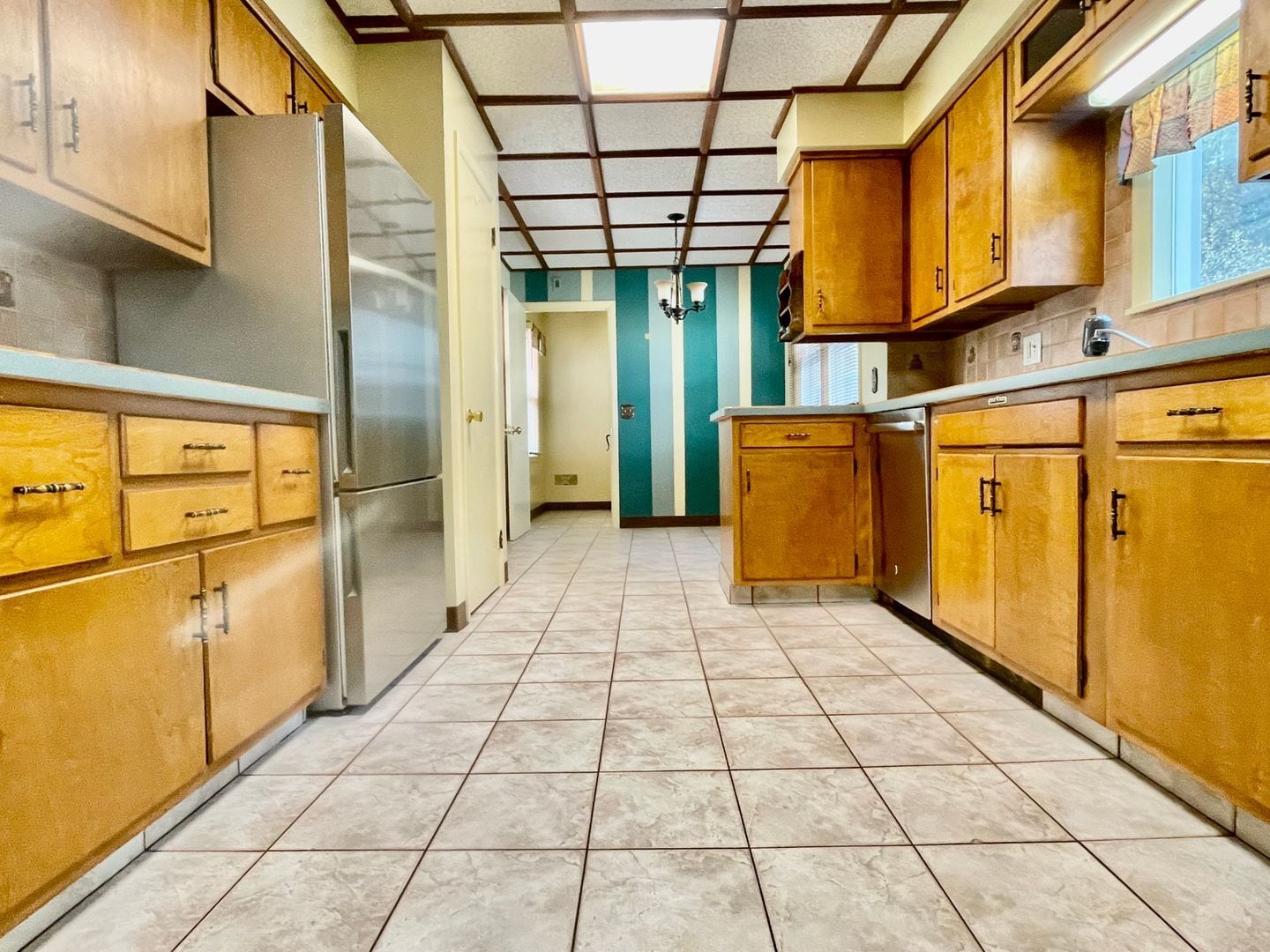 Building Photo - 1526 Royce Ave