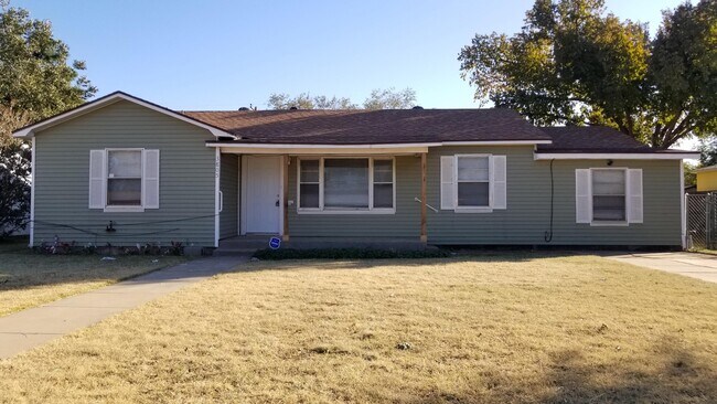 Primary Photo - 3805 35th St
