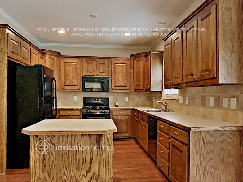 Building Photo - 1035 Fountain Head Ln