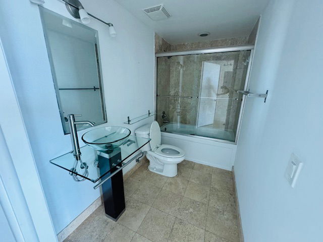 Building Photo - 350 S Miami Ave