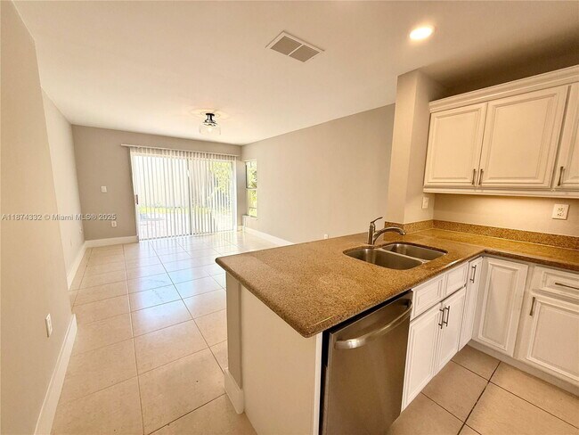 Building Photo - 1140 Oysterwood St