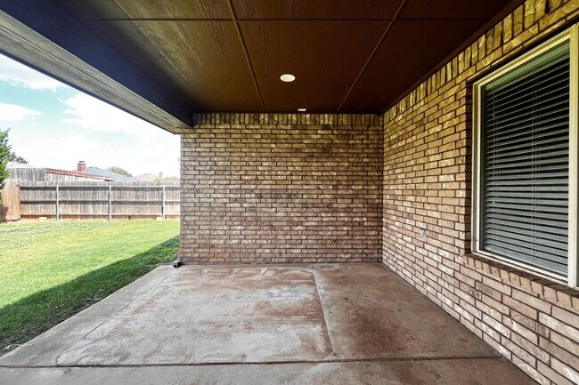 Building Photo - 5518 104th St