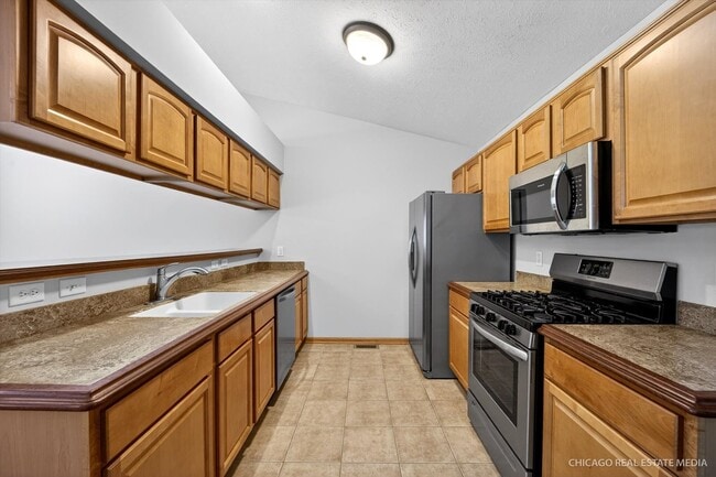 Building Photo - 4862 Snowcap Run