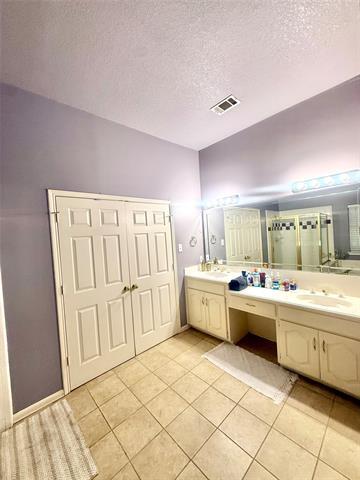 Building Photo - 1707 Rosbury Ct