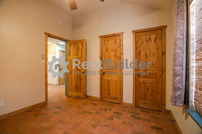 Building Photo - CALL US TODAY AT (505) 808-6467 TO SCHEDUL...