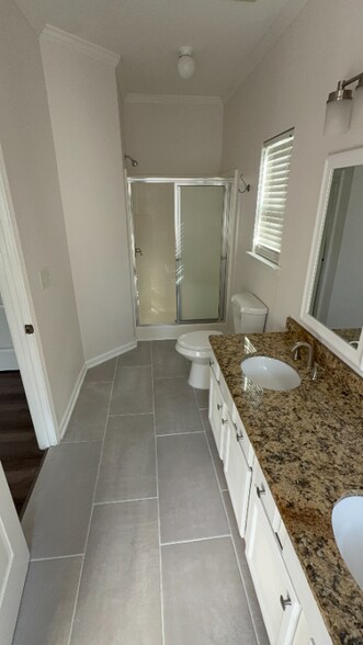 Building Photo - 3080 Landington Dr