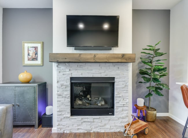 Building Photo - Immaculate 2-Bedroom Townhome in Tanasbourne with Smart Upgrades & High-End Finishes!