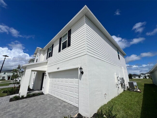 Building Photo - 6315 Windwood Wy