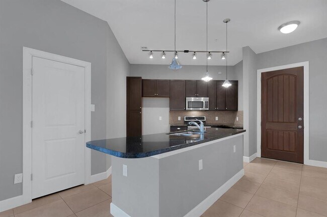 Building Photo - 17040 W Farm To Market 1097